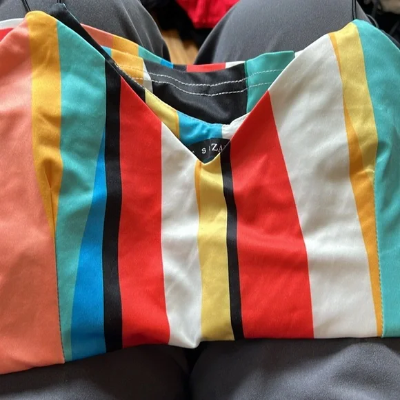 Vertical striped mini dress - Picture 2 of 5